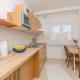 Apartments Ivanka on the beach, Vodice (Vodizze) (foto 6)