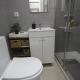 Bordeaux M1 R3 - Nice & Comfortable Double Room with Private Patio & Shared Bathroom, Lisbon - Photo 8