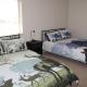 3 queen beds, 1 twin bed, 2 rooms, 1 and a half bath, self check-in, flexcation equipped, Idaho Falls (foto 9)