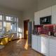 Dandelion Apartments XIXc Cottage with Free Parking, Рига (фото 5)