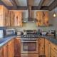 Slopeside Burke Mtn Condo with Amenity Access!, East Burke (foto 4)