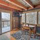 Slopeside Burke Mtn Condo with Amenity Access!, East Burke (foto 7)