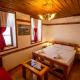 Hotel Bebej Tradicional Gjirokastra - Foto 8