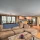 Cozy Cabin with Sunroom and Cacapon River Access!, Capon Bridge (Foto 5)