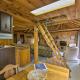 Rustic River View Cabin with Fire Pit, Games and Grill, Houghton Lake (fotografie 8)