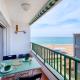 LG Sea Views