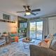 Eclectic Condo with Balcony 1 Block to Beach! Myrtle Beach - Foto 1
