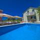 Dandy apartment with pool 2 bedrooms Jezera - Fotografie 1