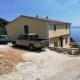 Villa Frane 101, Beli