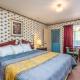 Parkway Inn, Waynesville (photo 9)