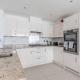 STYLISH 4 BED/2 BATH & PARKING - PINEWOOD/HEATHROW Slough - Fotografie 7