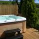 Barn Cottage - Farm Park Stay with Hot Tub, Swansea - Foto 2