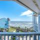Steps to Pool and BeachAmazing Views from Two Balconies, Galveston - Foto 10