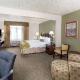 Wingate by Wyndham Peoria - Complimentary Area Shuttle - Photo 2