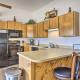 Silverthorne Condo with Views about 11 Mi to Ski Slopes, Silverthorne - Fotografie 9