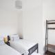 York House - on a beach road, sleeps 12, with sea views Worthing - Fotografie 9