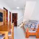 Apartamento bem equipado com ar condicionado e churrasqueira a 100 metros da praia - 02 dormitórios - Edifício Água Viva, ウバトゥバ - 写真 6