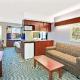 Microtel Inn & Suites by Wyndham Detroit Roseville - Photo 7