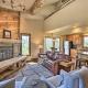 3-Story Home w/ Balcony ~ 6 Mi to Winter Park!
