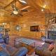 Cozy 'Sunset View' Cabin w/ Game Room & Mtn Views!, Ellijay