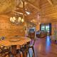 Cozy 'Sunset View' Cabin w/ Game Room & Mtn Views!, Ellijay (Foto 8)