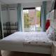 Johan's B&B - Since 2014 roofterrace and cheap parking, Амстердам (фото 7)