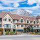 Irwin's Mountain Inn, Banff