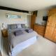 Amazing cottage right in the heart of Ewhurst Green, overlooking Bodiam Castle, Sandhurst (Foto 2)