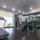 StayVista's Emerald Acres offering a heated pool, bonfire, snooker table, scenic views, tennis court, steam room, gazebo, & gym, Lonavala - Fotografie 8