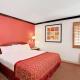 Ramada by Wyndham Pasadena - Photo 8