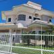 Casa Rosa com 7 quartos - Edícula completa a 150 metros da Praia, Florianópolis - Foto 1