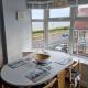 2 Bedroom Seafront Apartment, Felixstowe (foto 3)