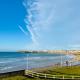 Luxurious Beach Front Apartment in Portrush, Portrush - Fotografie 1