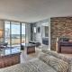 Sleek Beachfront Getaway with Community Perks!, Daytona Beach Shores - Fotografie 5