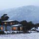 Stillwater Chalet A - Amazing Lakefront 2BR Chalet l BBQ l Gym l Tennis l Indoor Pool, Crackenback (fotografie 2)