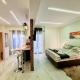 ROMANTIC DELUXE SVITE wise Jacuzzi and Sauna, Athen - Foto 5