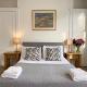 Stylish Maisonette and Studio in Victoria, London - Photo 2