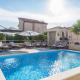 Apartments & Rooms Danivan Pool Villas B Novalja - Fotografie 3