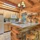 3 Mi to Pigeon Forge Cabin with Hot Tub and Deck, Sevierville - Fotografie 7