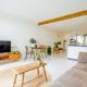 The Sunset Apartments, Hollum