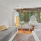 Large, central, bright flat Lucerna - Foto 7