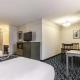 La Quinta by Wyndham Kansas City Airport, Kansas City - Foto 8