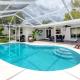 Modern Home, Heated Pool, Close to Beaches!, Tarpon Springs