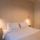 Luxury Apartment with Acropolis view Terrace and Jacuzzi in the Heart of Athens - Living Stone Azurite, Athen - Foto 7