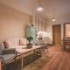 Luxury Apartment with Acropolis view Terrace and Jacuzzi in the Heart of Athens - Living Stone Azurite, Athen - Foto 6
