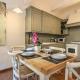 Pontevecchio Stylish Apartment in Florence Флоренция - Фото 9
