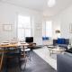 JOIVY Sophisticated Apt near Edinburgh Castle Эдинбург - Фото 2