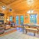 Grin N Bear It Cabin with Hot Tub and Fire Pit!, Pigeon Forge - Fotografie 5