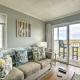 Ocean Isle Beach Condo with Views, Steps to Sand!, Ocean Isle Beach (zdjęcie 4)