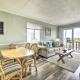 Ocean Isle Beach Condo with Views, Steps to Sand!, Ocean Isle Beach (zdjęcie 10)